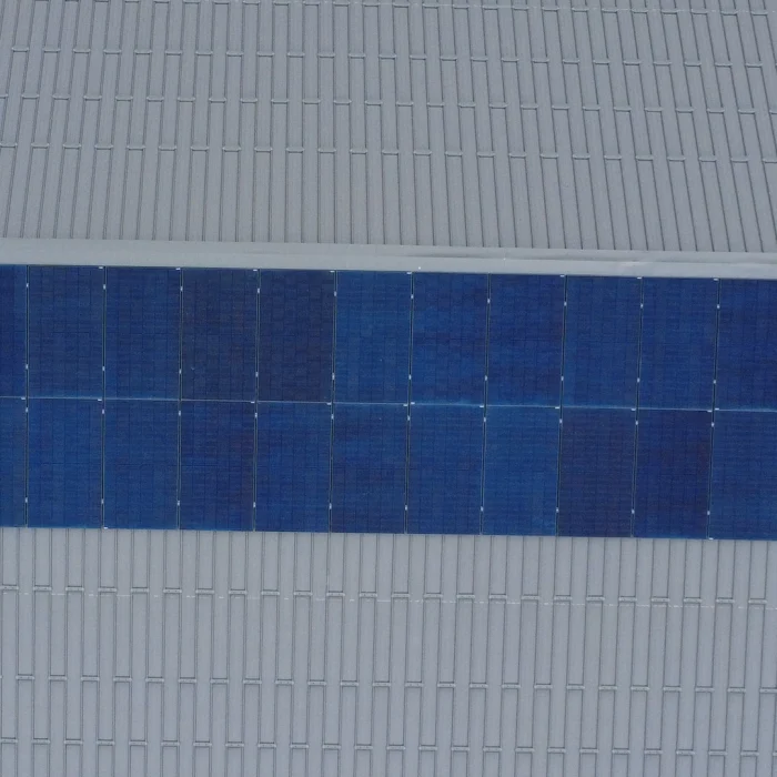 Installation de panneaux photovoltaïques par Valaurys sur le bâtiment de la société ETERRGA à Champagny-en-Vanoise (73)